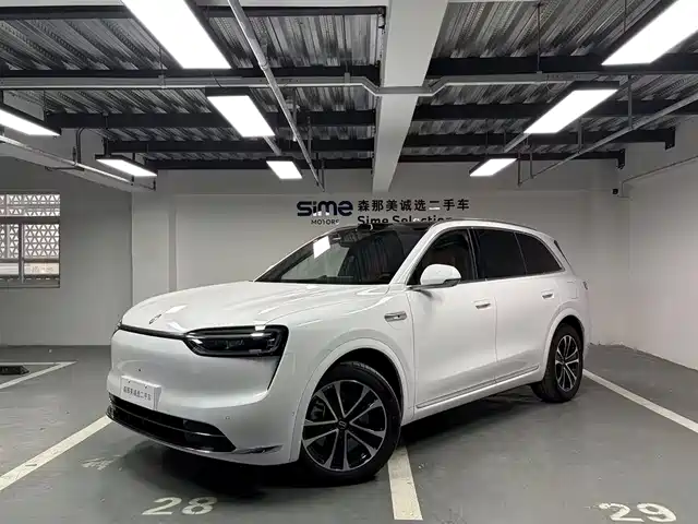 AITO ASK THE WORLD M7 2025