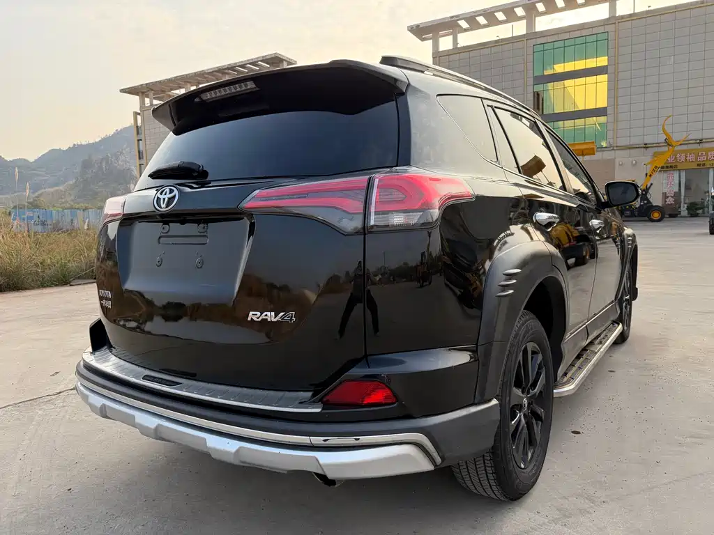 TOYOTA RAV4 RONGFANG