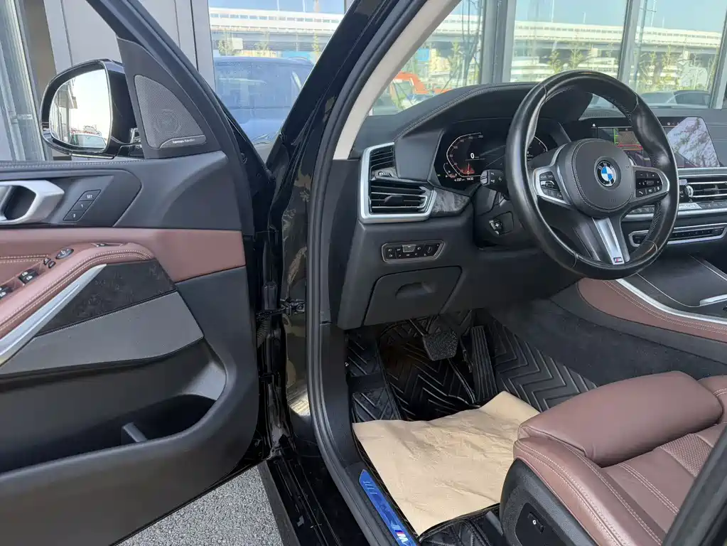 BMW X5 (Import) — миниатюра 4