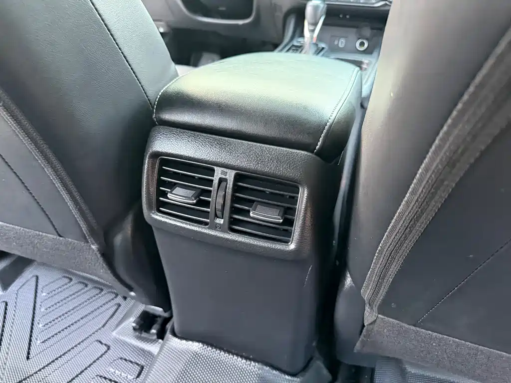 Nissan Sylphy — миниатюра 14