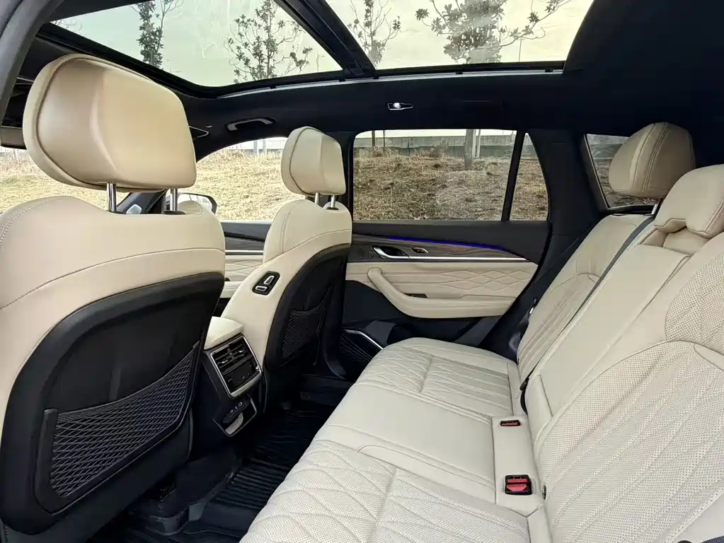 GEELY AUTOMOBILE XINGYUE L