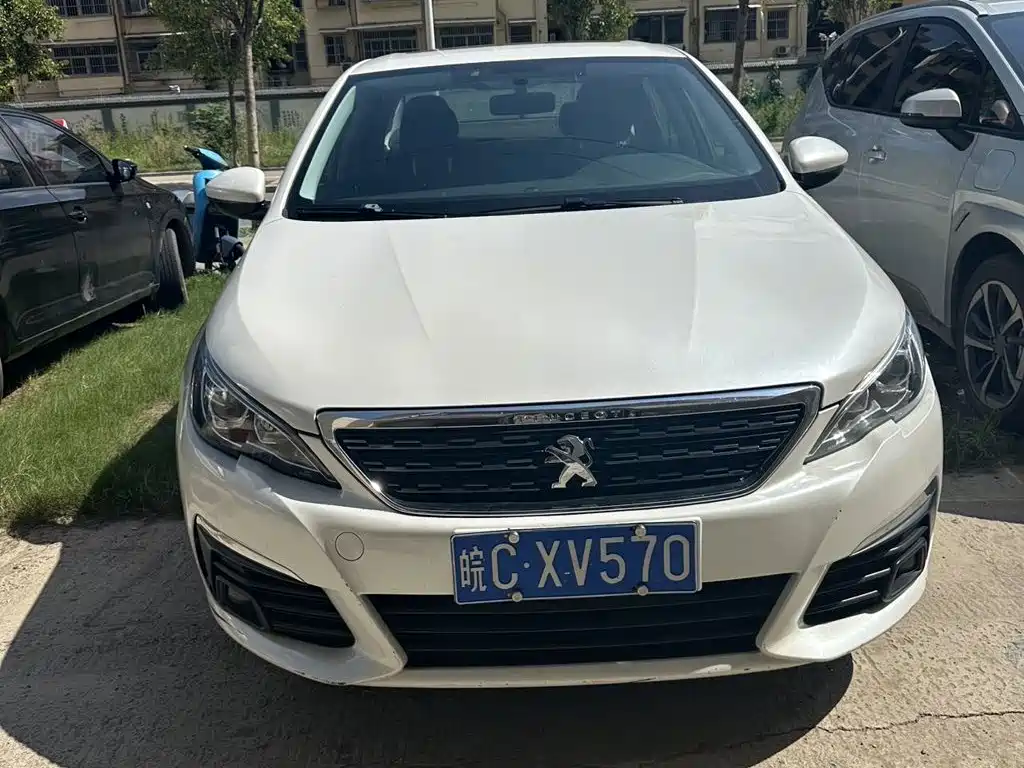 Peugeot 308 2018 1.6L AT Luxury