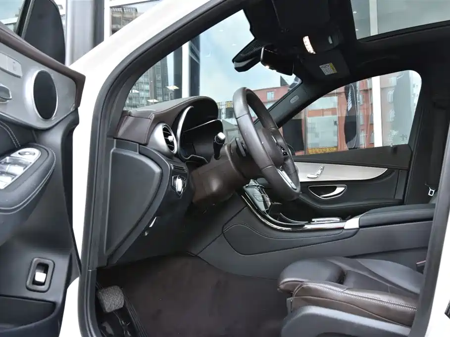 Mercedes-Benz GLC 2020 GLC 260 L 4MATIC