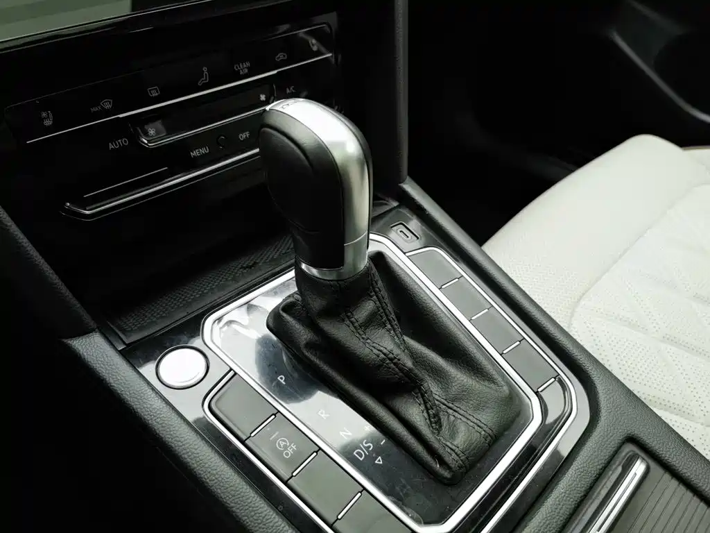 Volkswagen Magotan — миниатюра 13