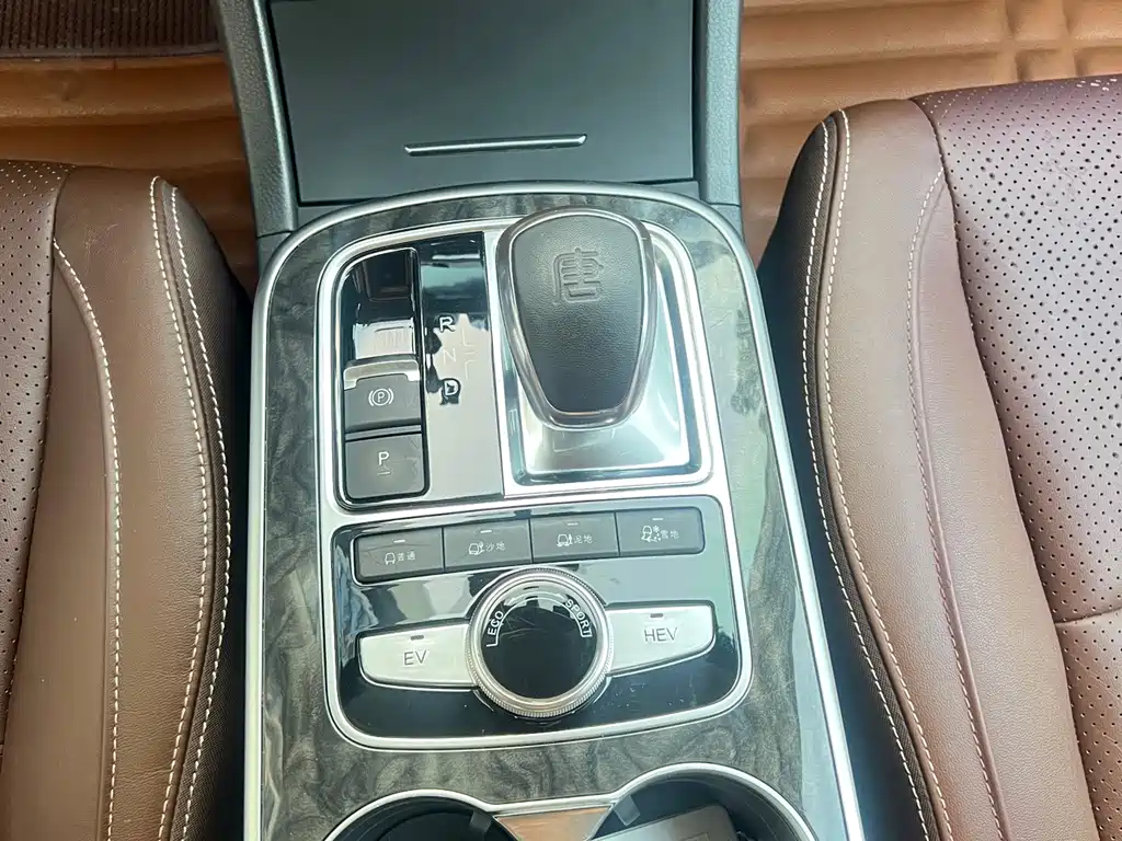 BYD Tang New Energy — миниатюра 21