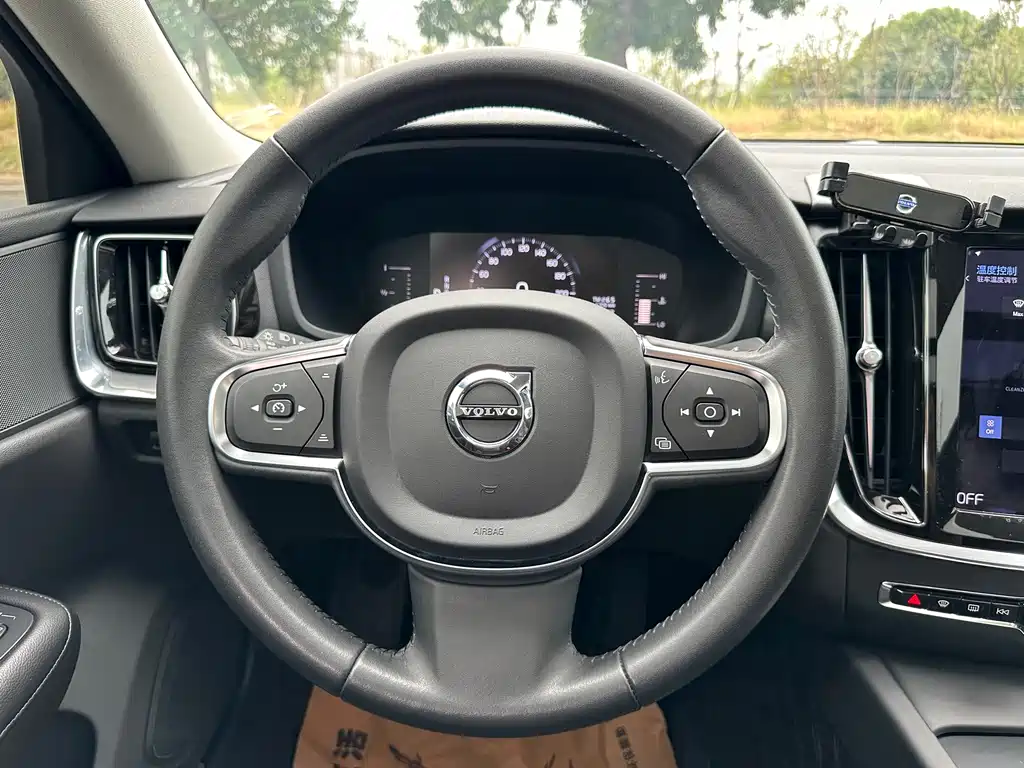 Volvo S60 — миниатюра 16