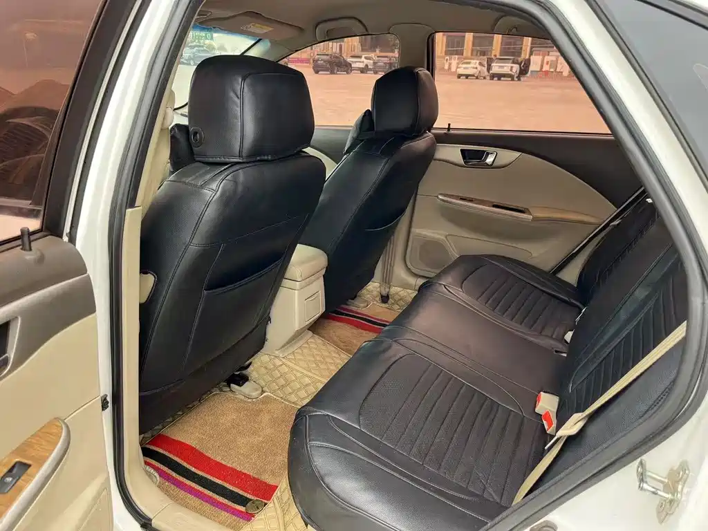 Buick Excelle — миниатюра 5