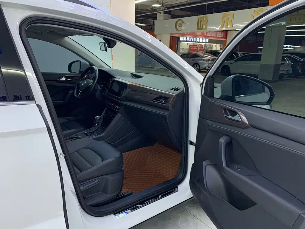 Volkswagen Tharu — миниатюра 16