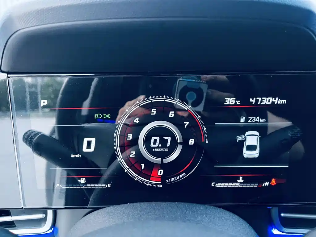 Hyundai Elantra 2022 1.5L CVT LUX Luxury