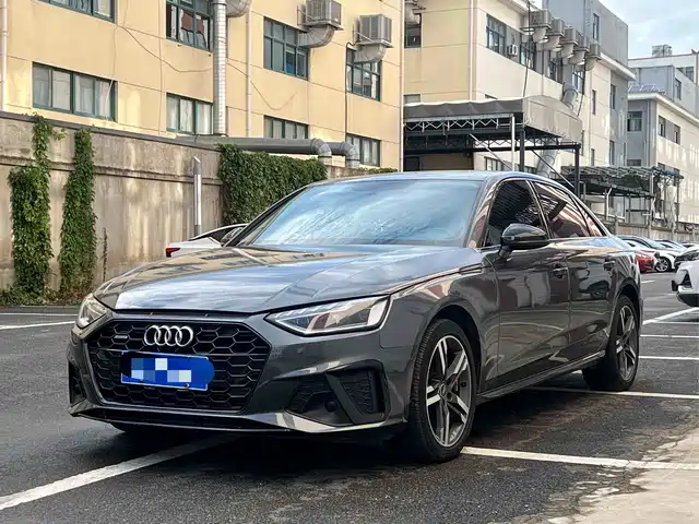 AUDI A4L 2021