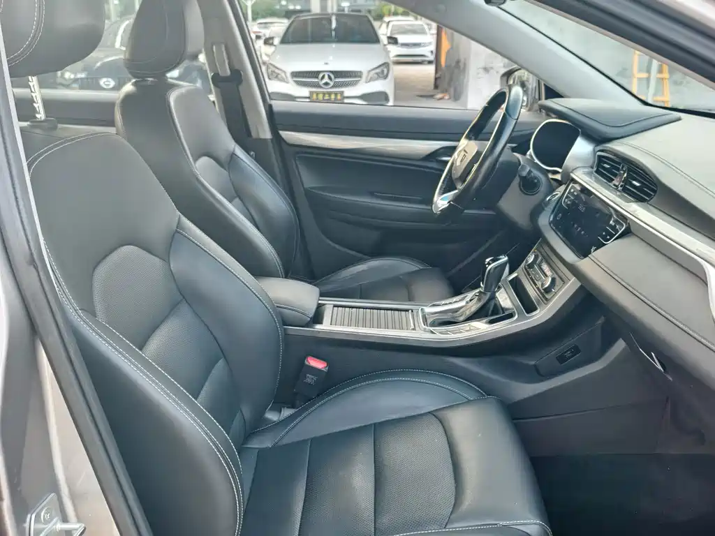 Geely Emgrand — миниатюра 7