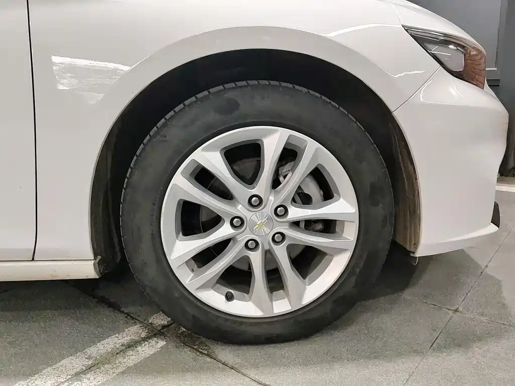 Chevrolet Malibu XL — миниатюра 16