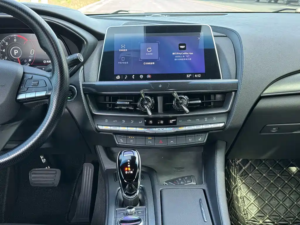 Cadillac CT5 — миниатюра 9