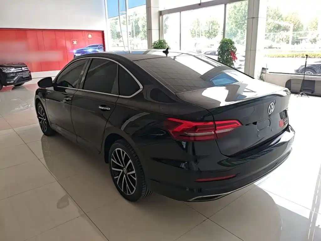Volkswagen Lavida — миниатюра 5