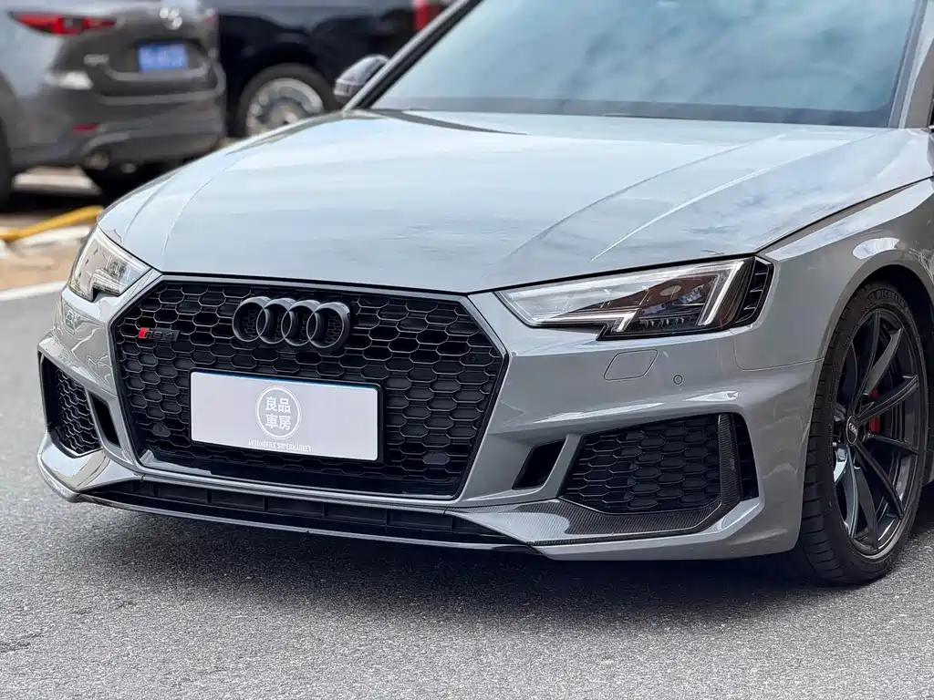 Audi RS 4 — миниатюра 20