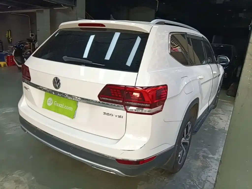 Volkswagen Teramont — миниатюра 7