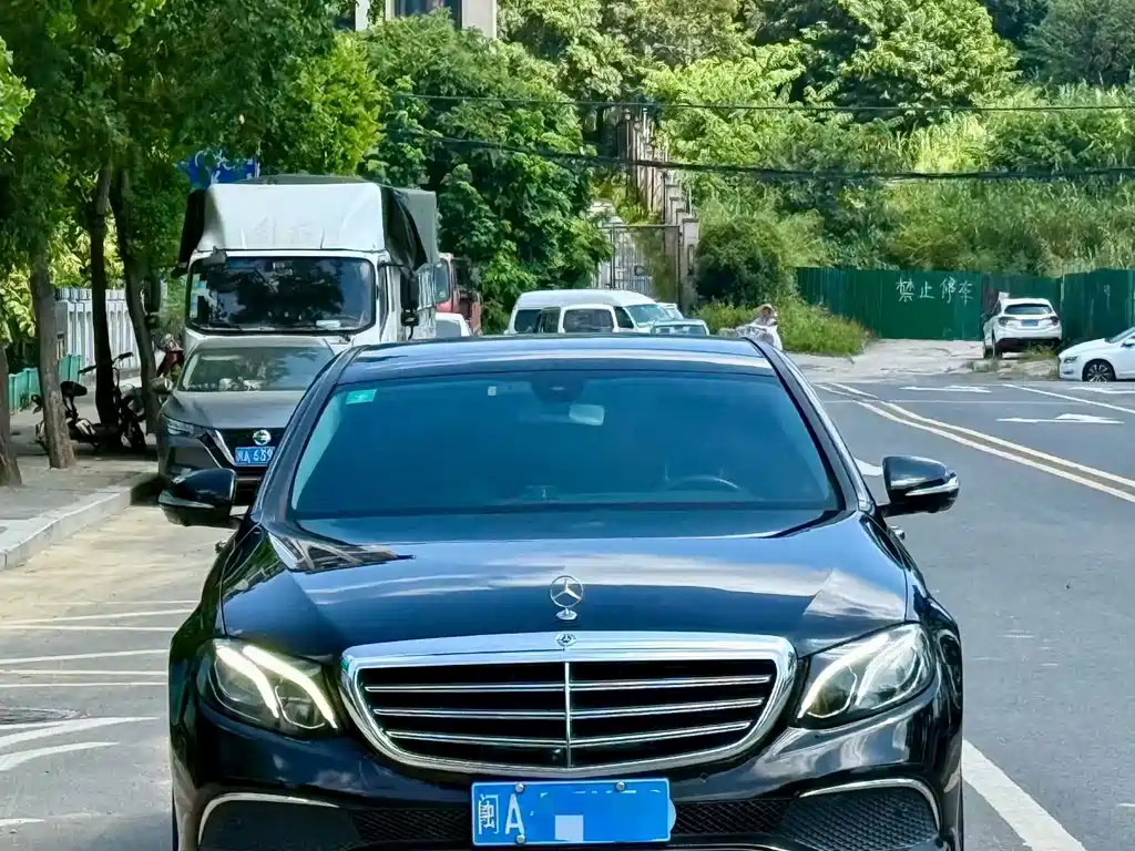 Mercedes-Benz E-Class E 2019 E 300 L Fashion