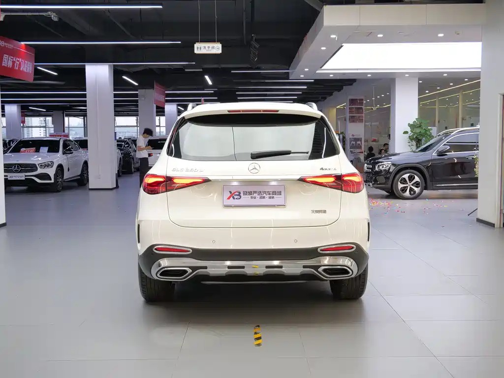 Mercedes-Benz GLC 2025 GLC 260 L 4MATIC