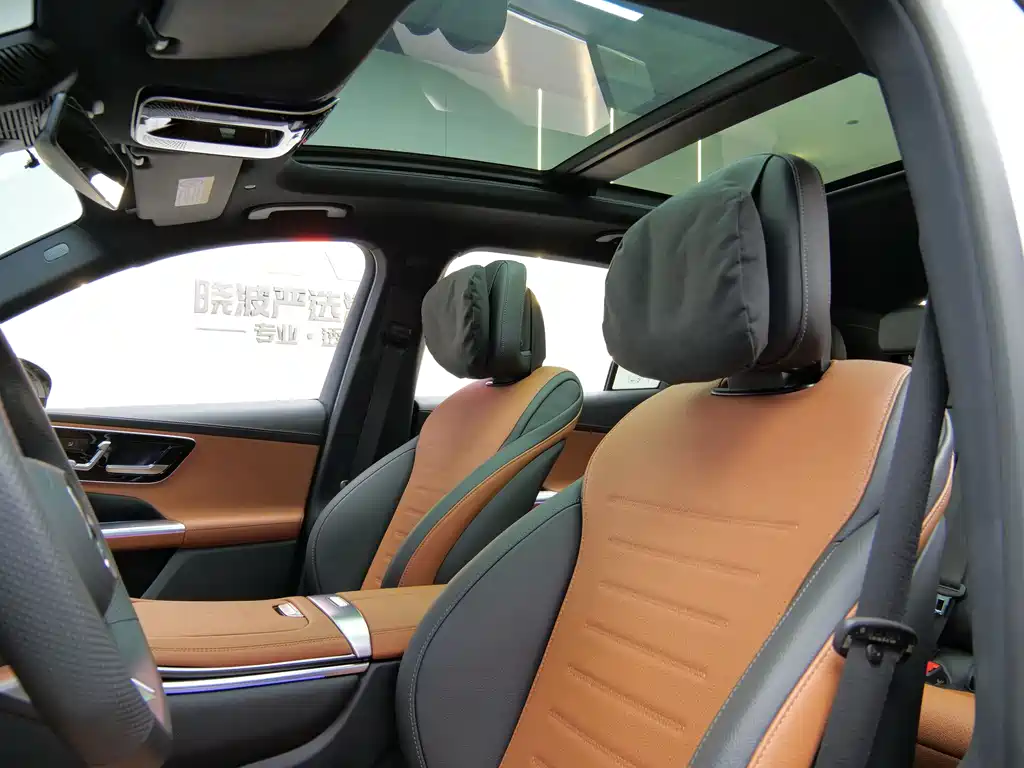 Mercedes-Benz GLC 2025 GLC 260 L 4MATIC