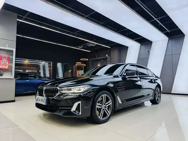 BMW 5 SERIES 2022