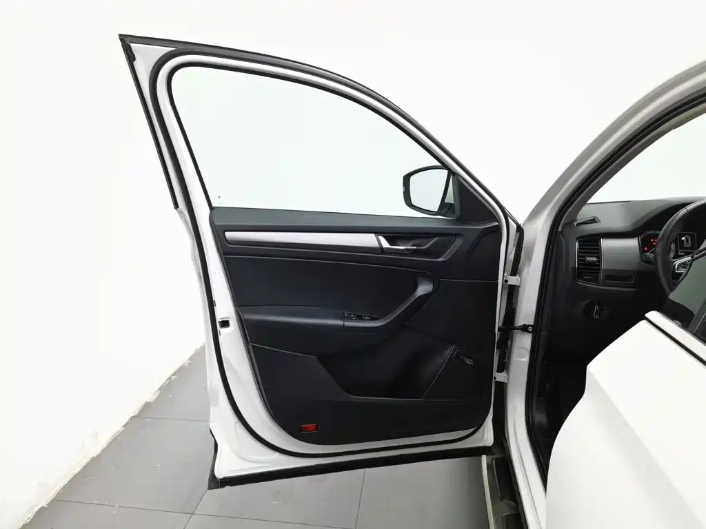 Skoda Kodiaq — миниатюра 8