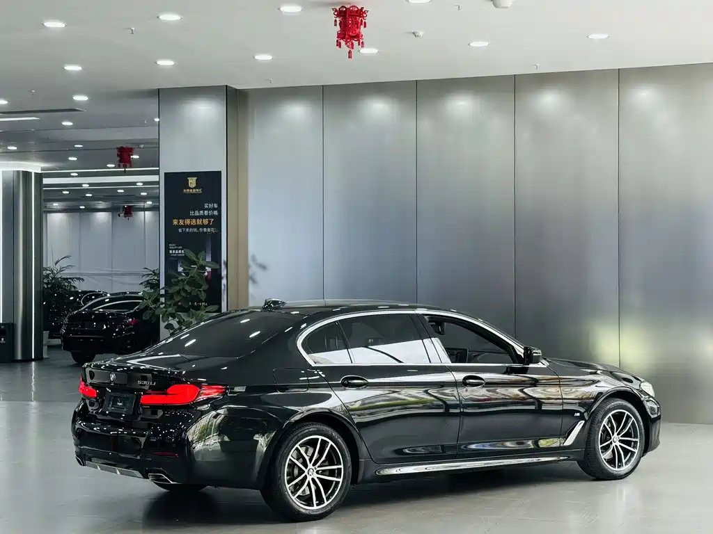 BMW 5 Series 5 2022 525Li M Sport