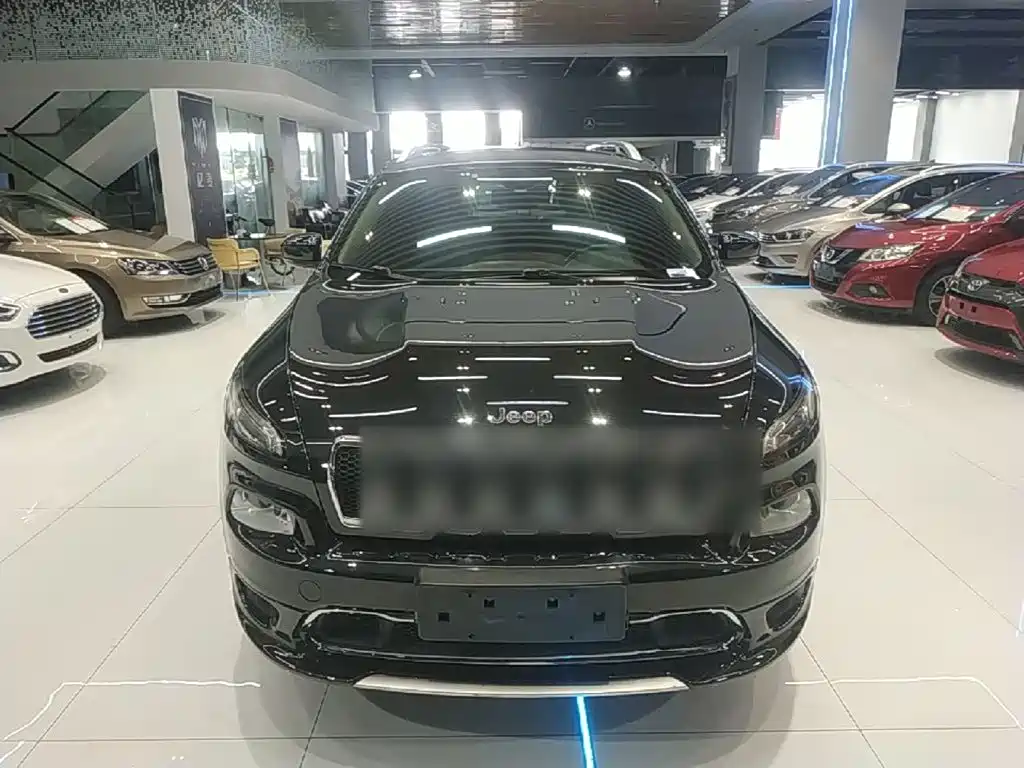 Jeep Cherokee — миниатюра 3