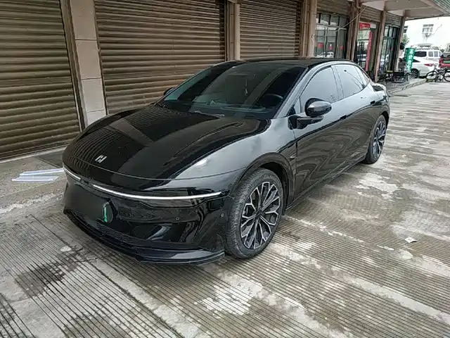 2024 Zeekr 007