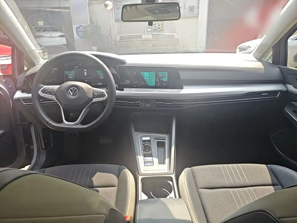 Volkswagen Golf — миниатюра 10