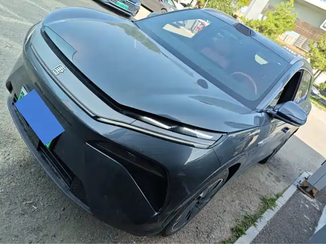 2025 BYD Tang