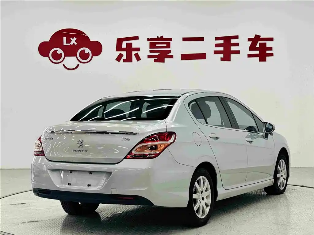 Peugeot 308 — миниатюра 5