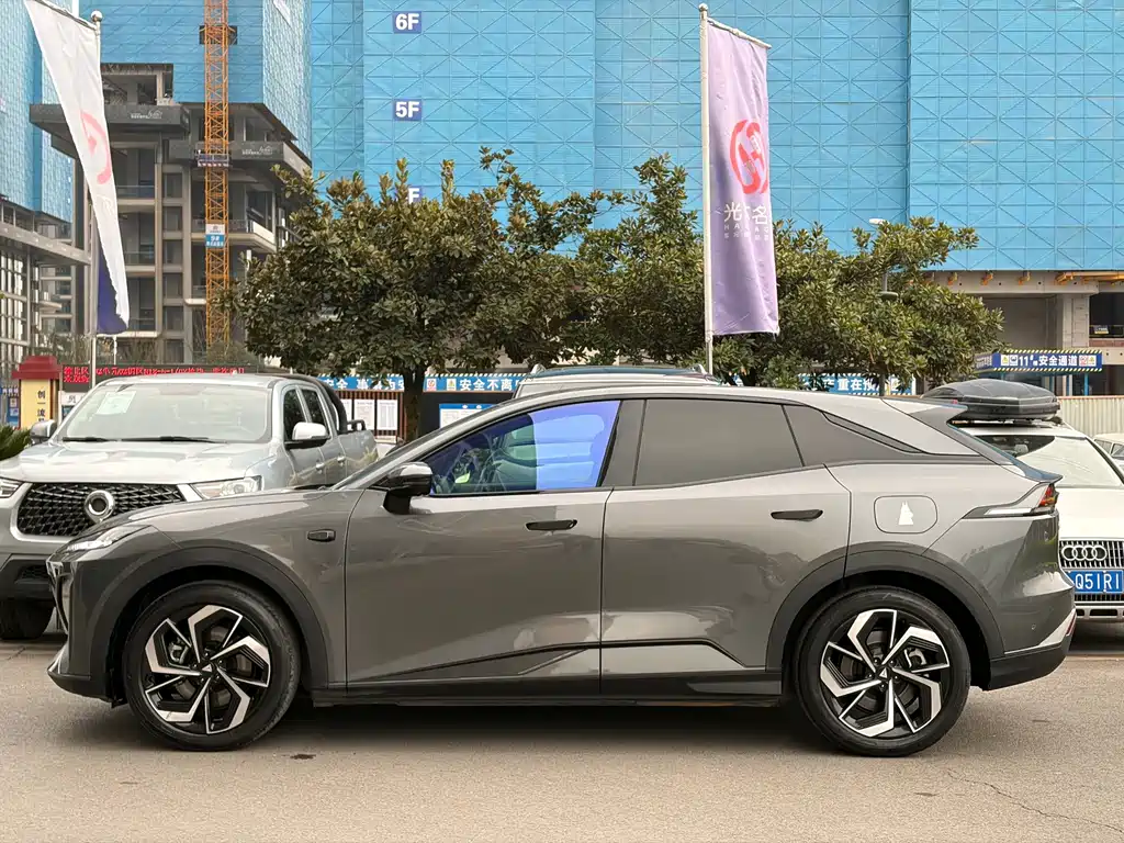 Changan Deepal DARK BLUE S07