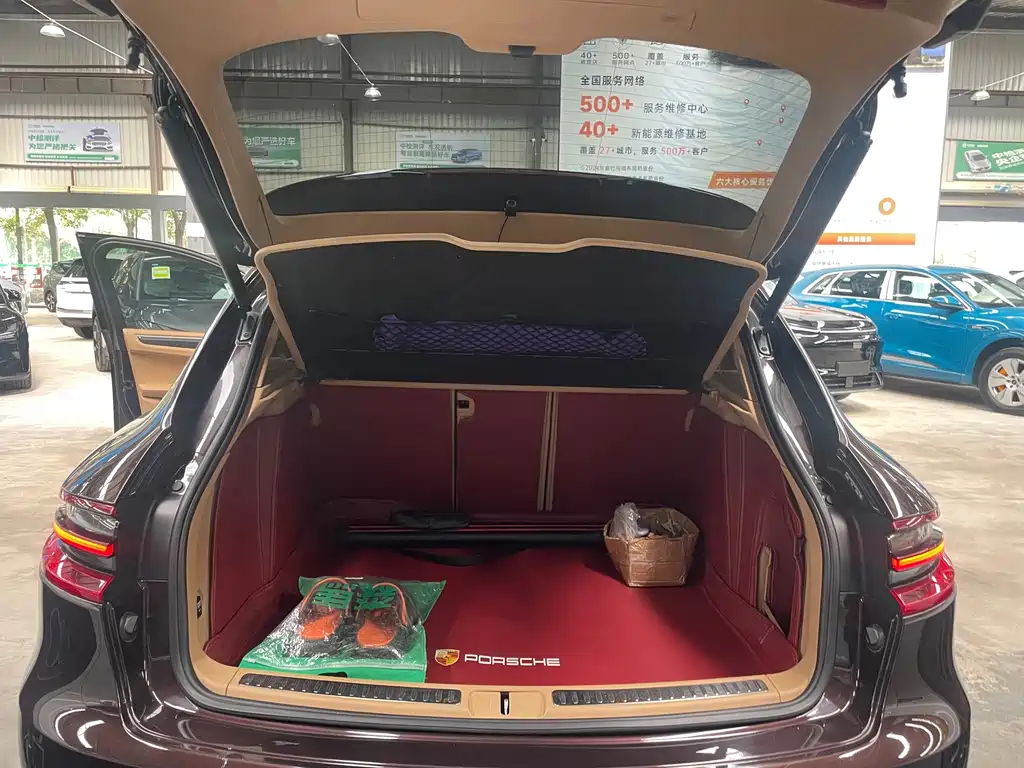 Porsche Macan — миниатюра 23