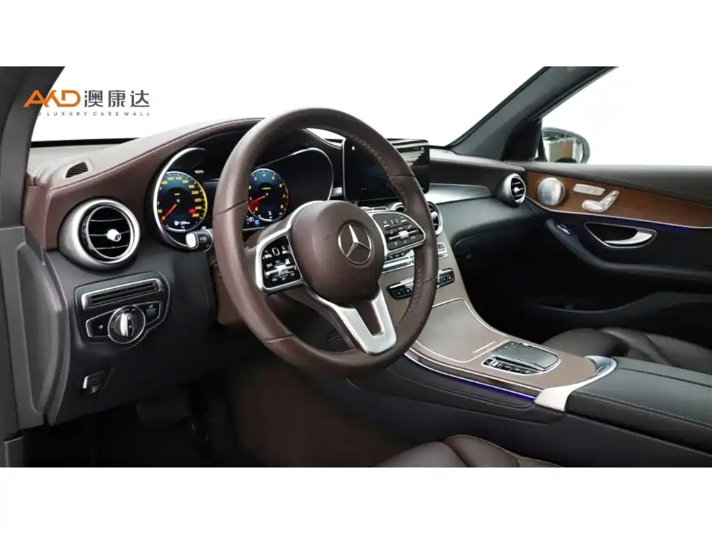 Mercedes-Benz GLC 2020 GLC 300 L 4MATIC Luxury