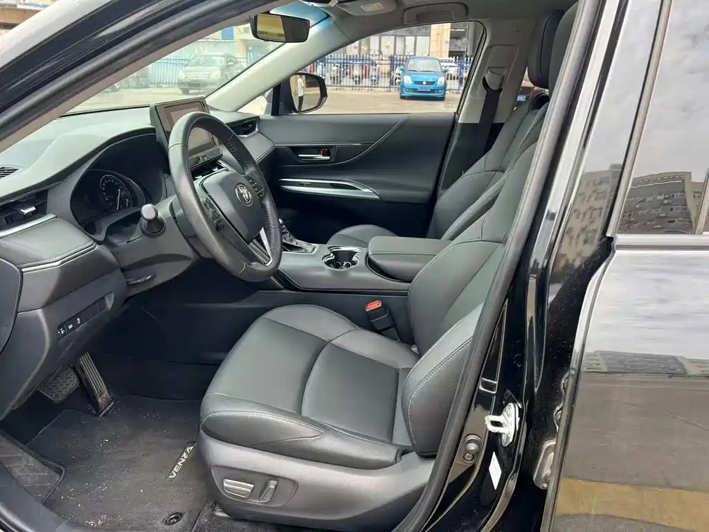 Toyota Venza — миниатюра 6