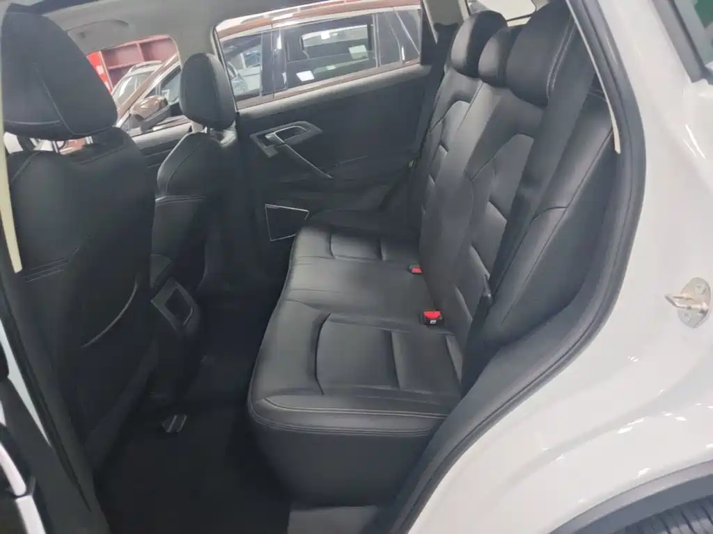 Geely Boyue — миниатюра 17