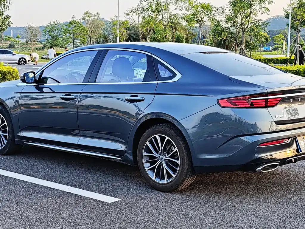Geely Preface 2021 2.0TD Luxury +