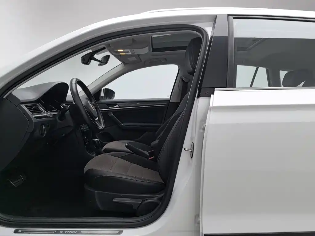 Volkswagen C-Trek — миниатюра 10