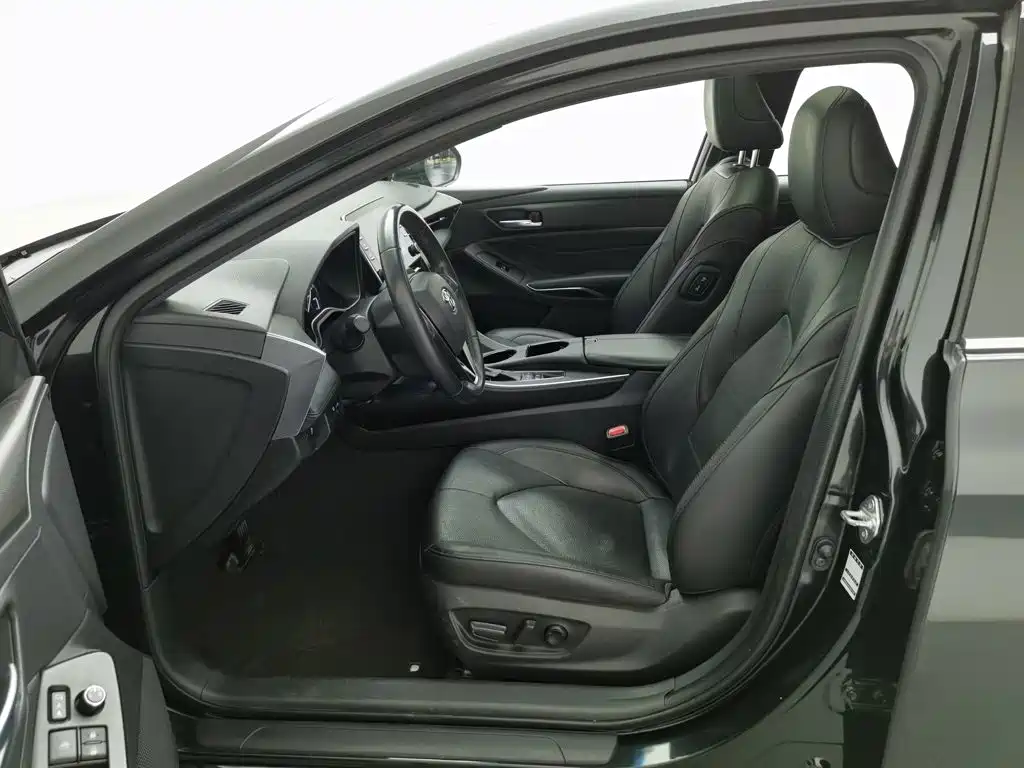Toyota Avalon — миниатюра 10