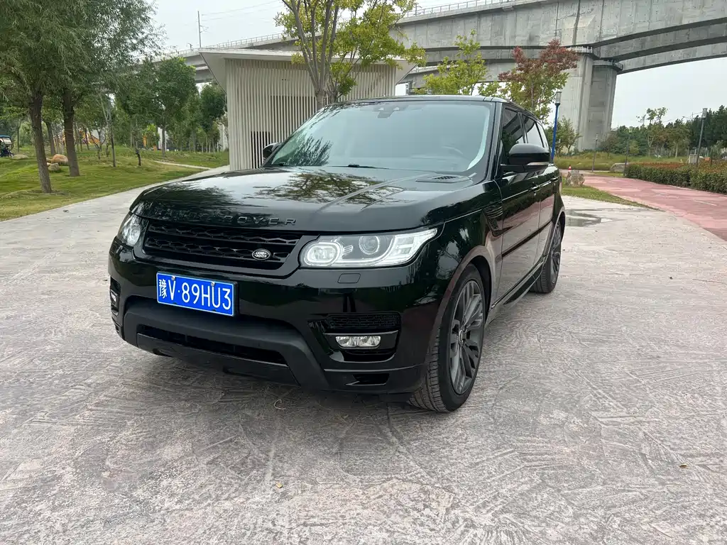Land Rover Sport