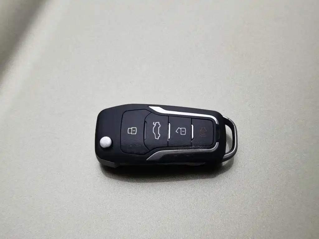 Ford Kuga — миниатюра 19
