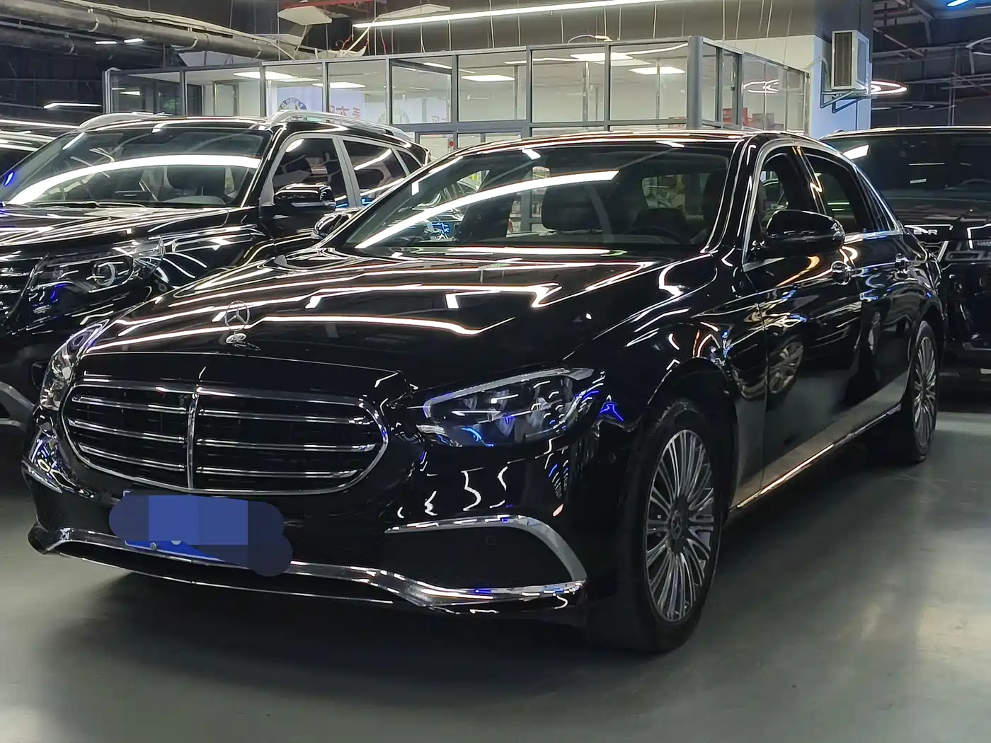 Mercedes-Benz E-Class id 4653815 из Китая 15