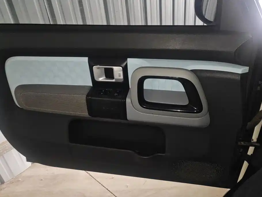 Baojun E300 — миниатюра 7