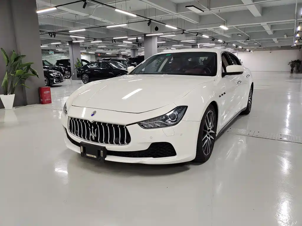 Maserati Ghibli 2015