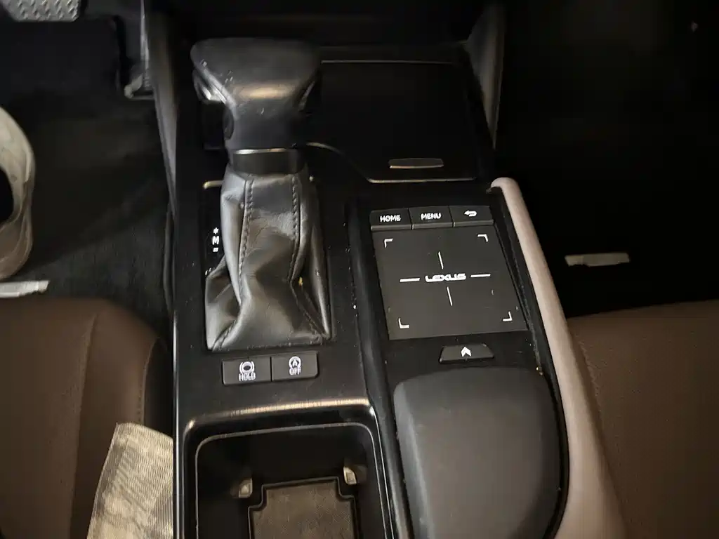 Lexus ES — миниатюра 6