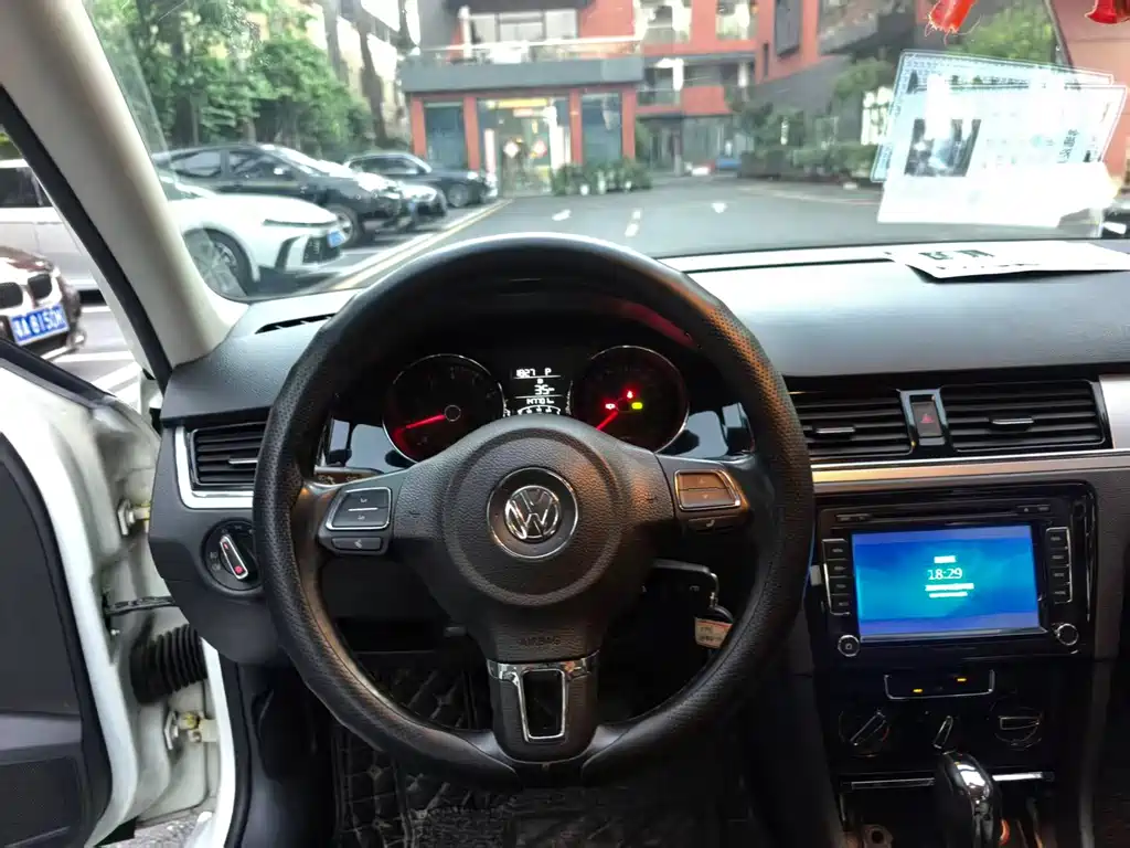 Volkswagen Bora — миниатюра 10