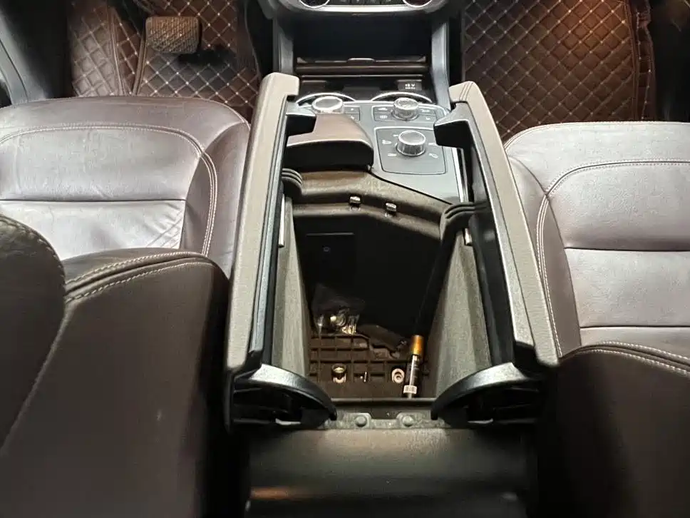 Beijing Off-Road BJ90 — миниатюра 39