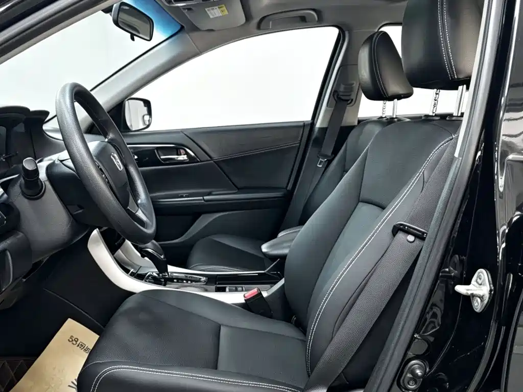 Honda Accord — миниатюра 4