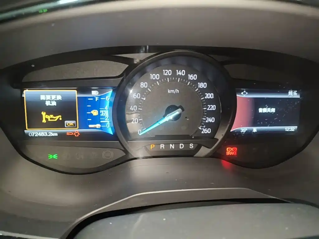 Ford Taurus — миниатюра 12