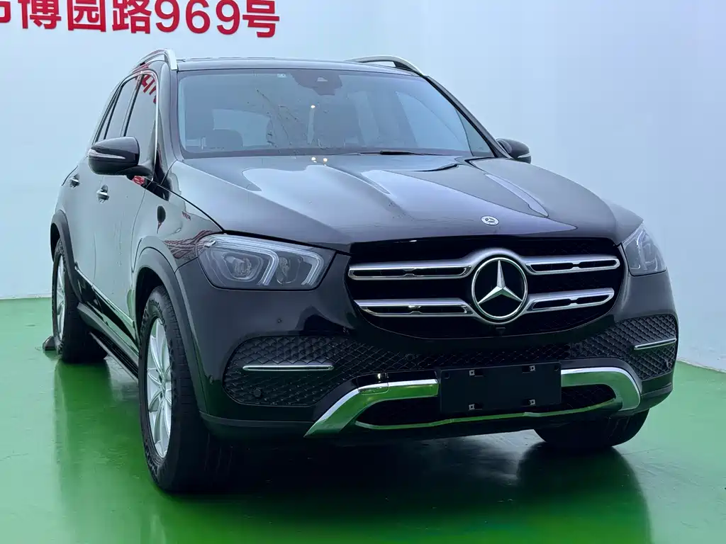 Mercedes-Benz GLE (Import) — миниатюра 3